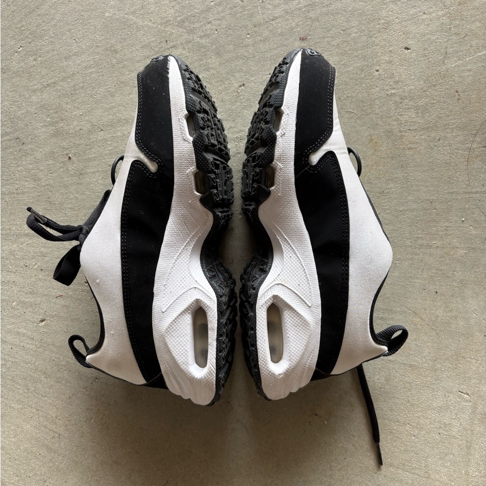 Nike Comme Des Garcons Black and White Air Max Sunder Sneakers - Picture 2 of 4
